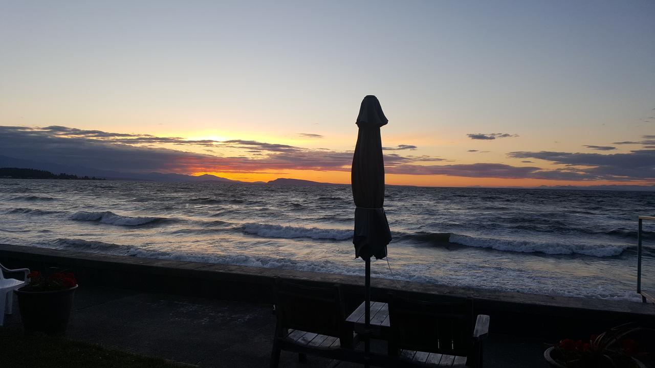 Sand Pebbles Inn Qualicum Beach Luaran gambar