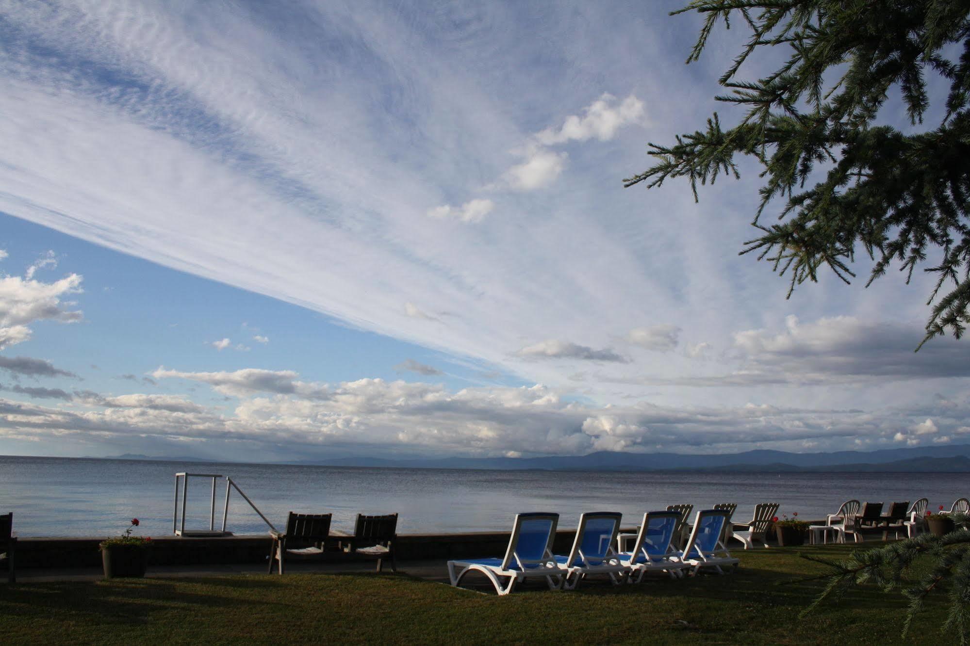 Sand Pebbles Inn Qualicum Beach Luaran gambar